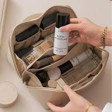 NECESER DE VIAJE COLOR BEIGE